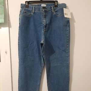 Brand new Liz Clairborne size 16 pants